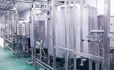 Cómo se mantiene el control de calidad en toda una línea de producción de yogur