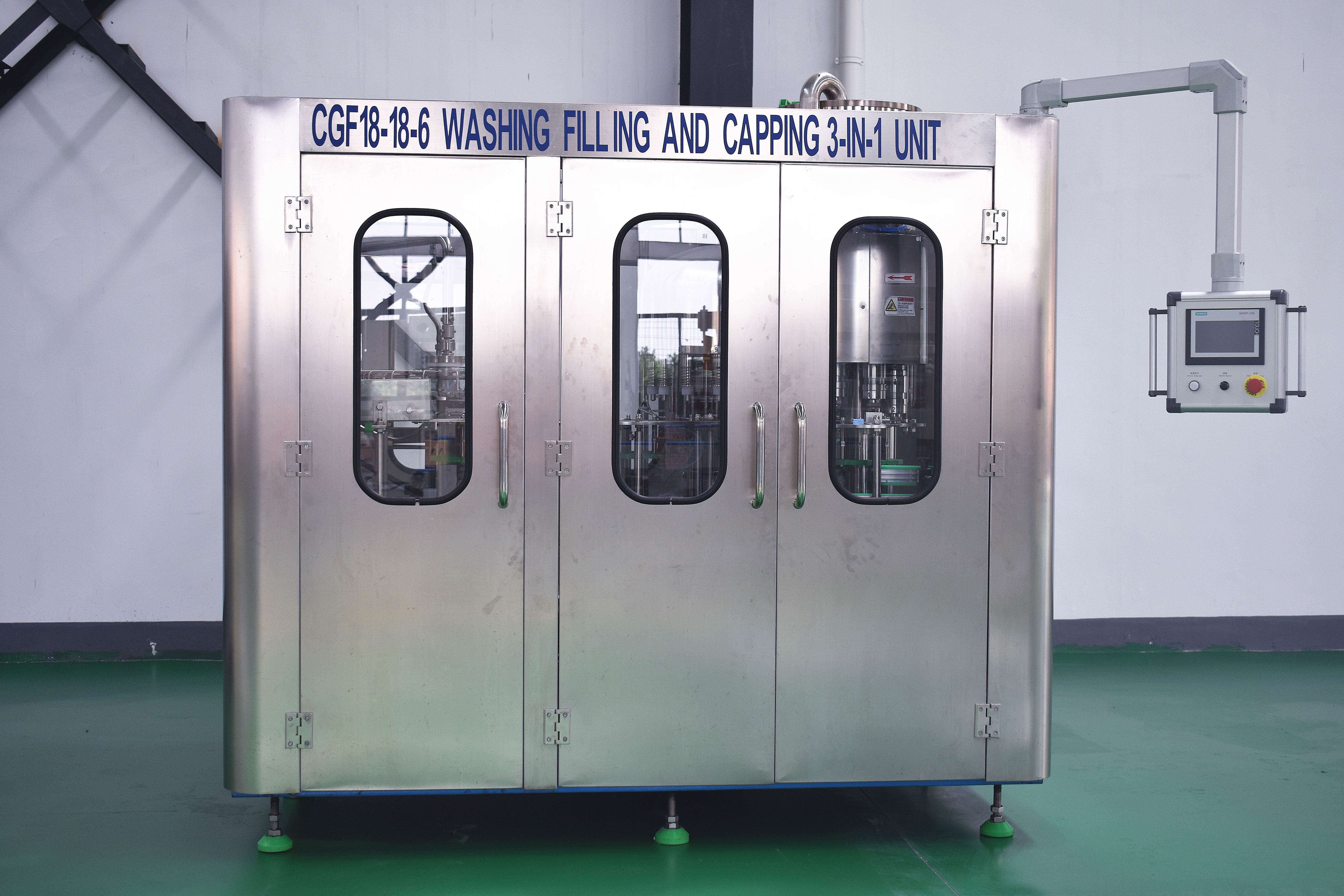 ¿Cuáles son los usos de la máquina de soplado de la botella?