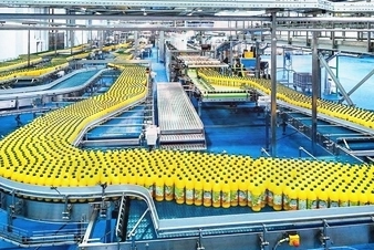 Cómo una línea de producción de refrescos puede racionalizar su proceso de fabricación de bebidas
