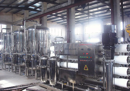 ¿Qué es la línea de producción de agua de la botella?